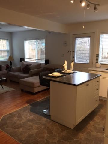 Memory Lane Guest Suite Sooke Bagian luar foto